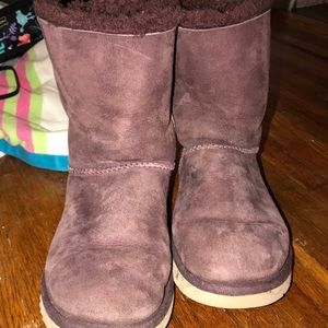 Worn uggs still super warm!